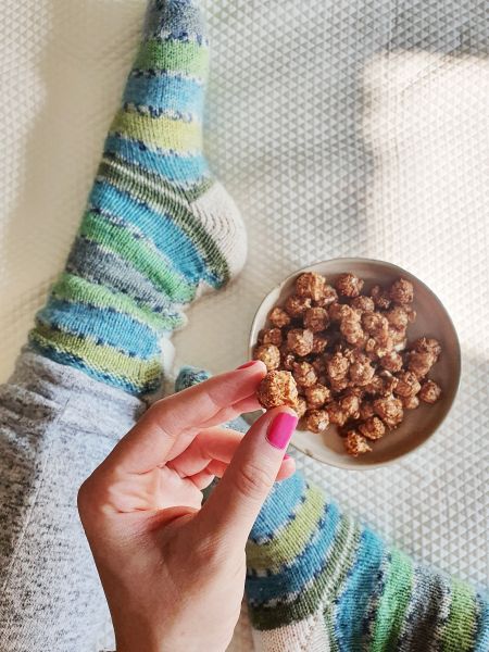 Knalle Popkorn Dunkle Schokolade geröstete Mandel, vegan 100g